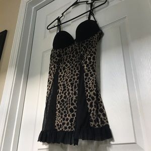 Leopard print night gown sz Large